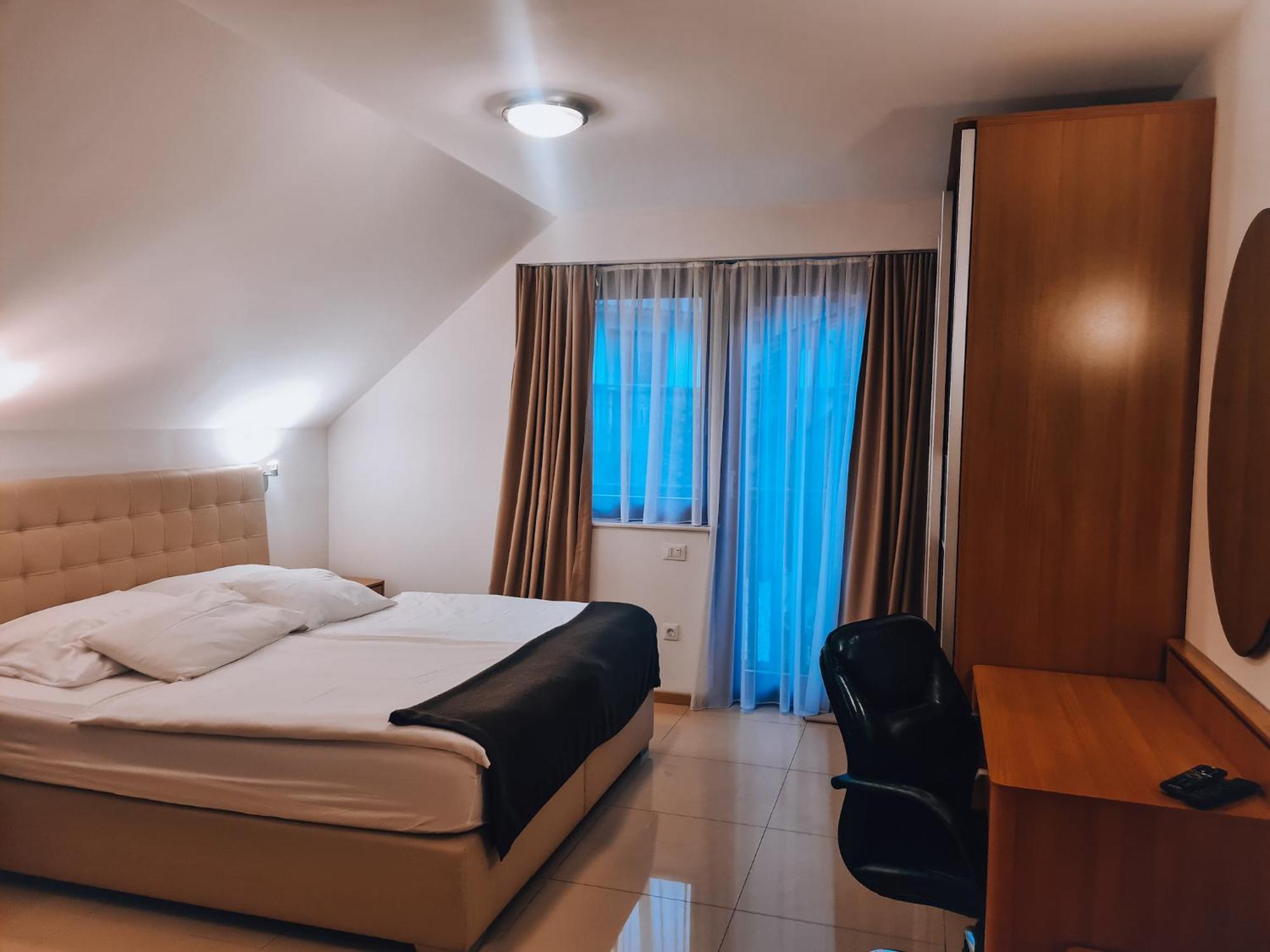 Gaja Aparthotel 3*