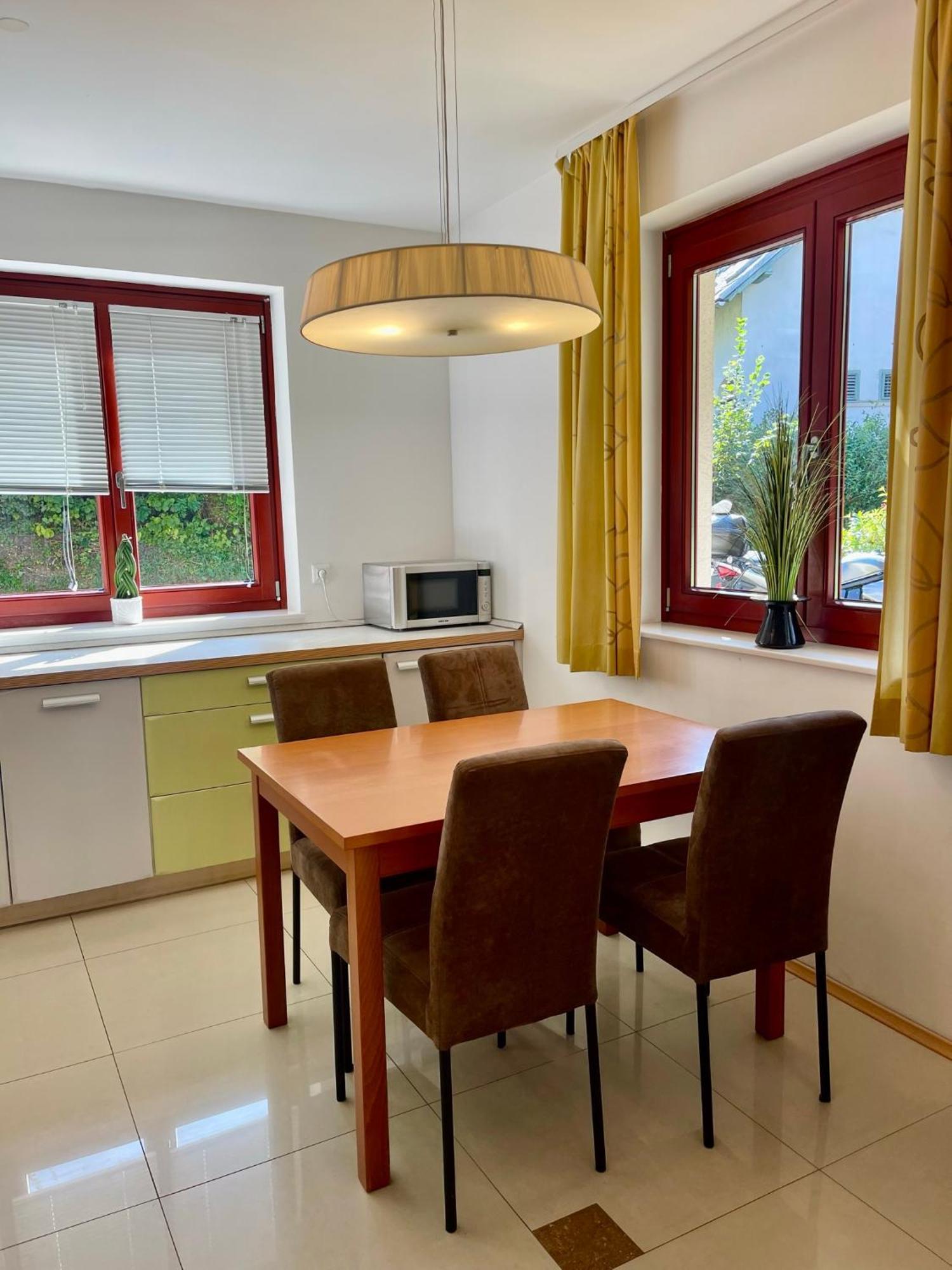 Gaja Aparthotel 3*