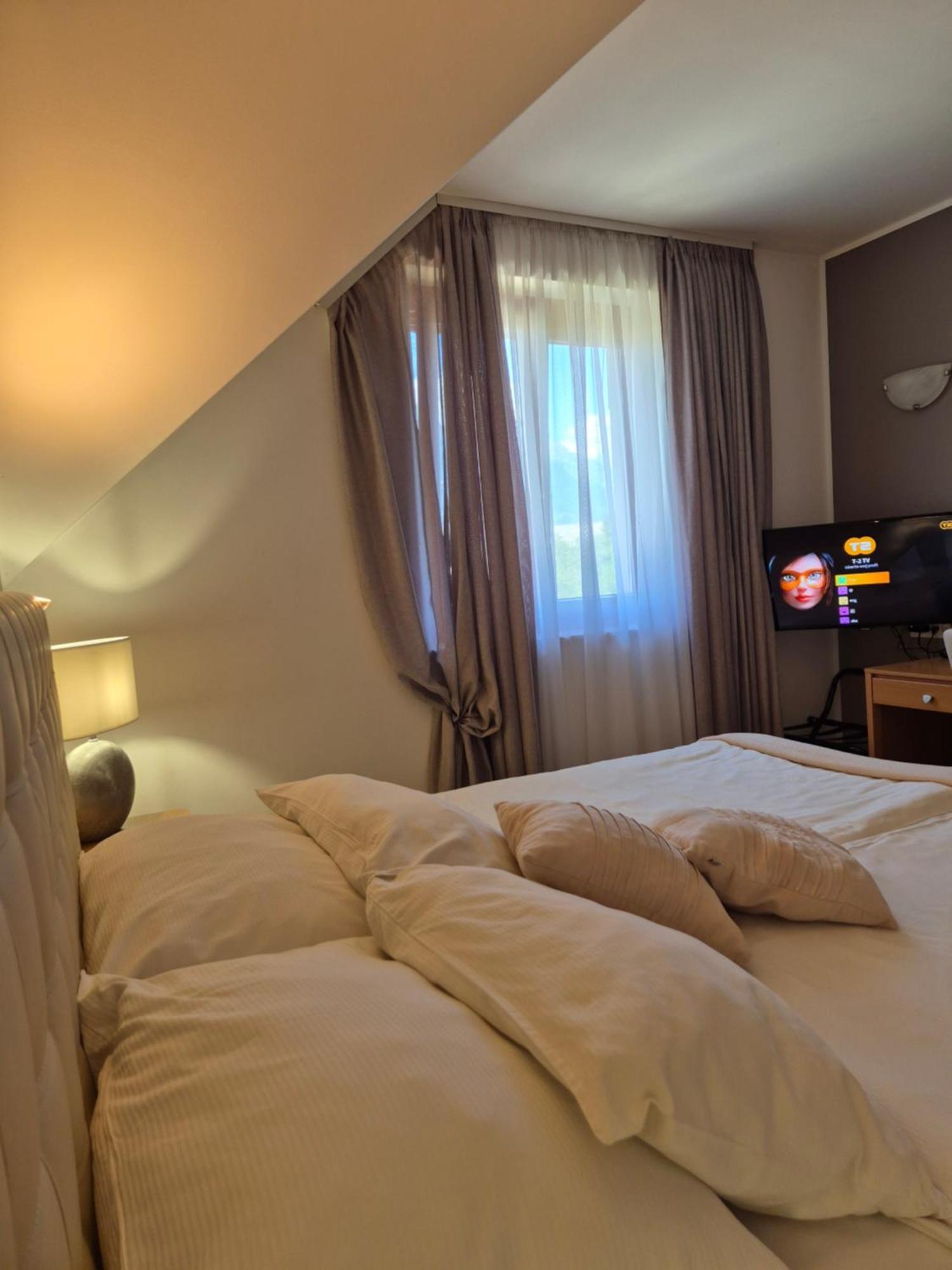 Gaja Aparthotel Bled