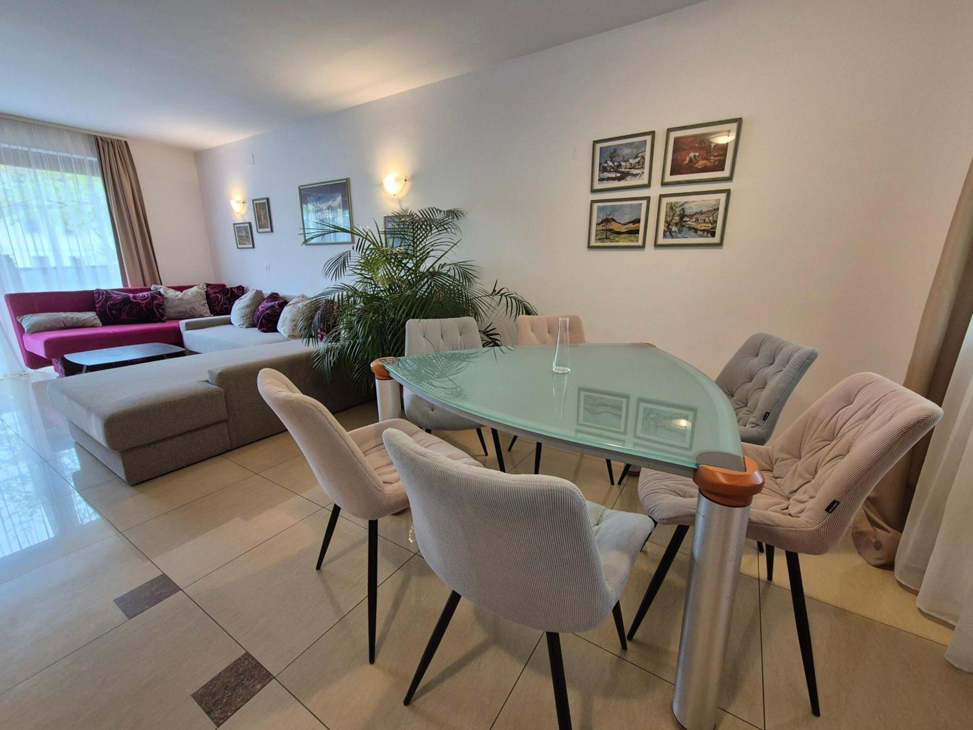 Gaja Aparthotel