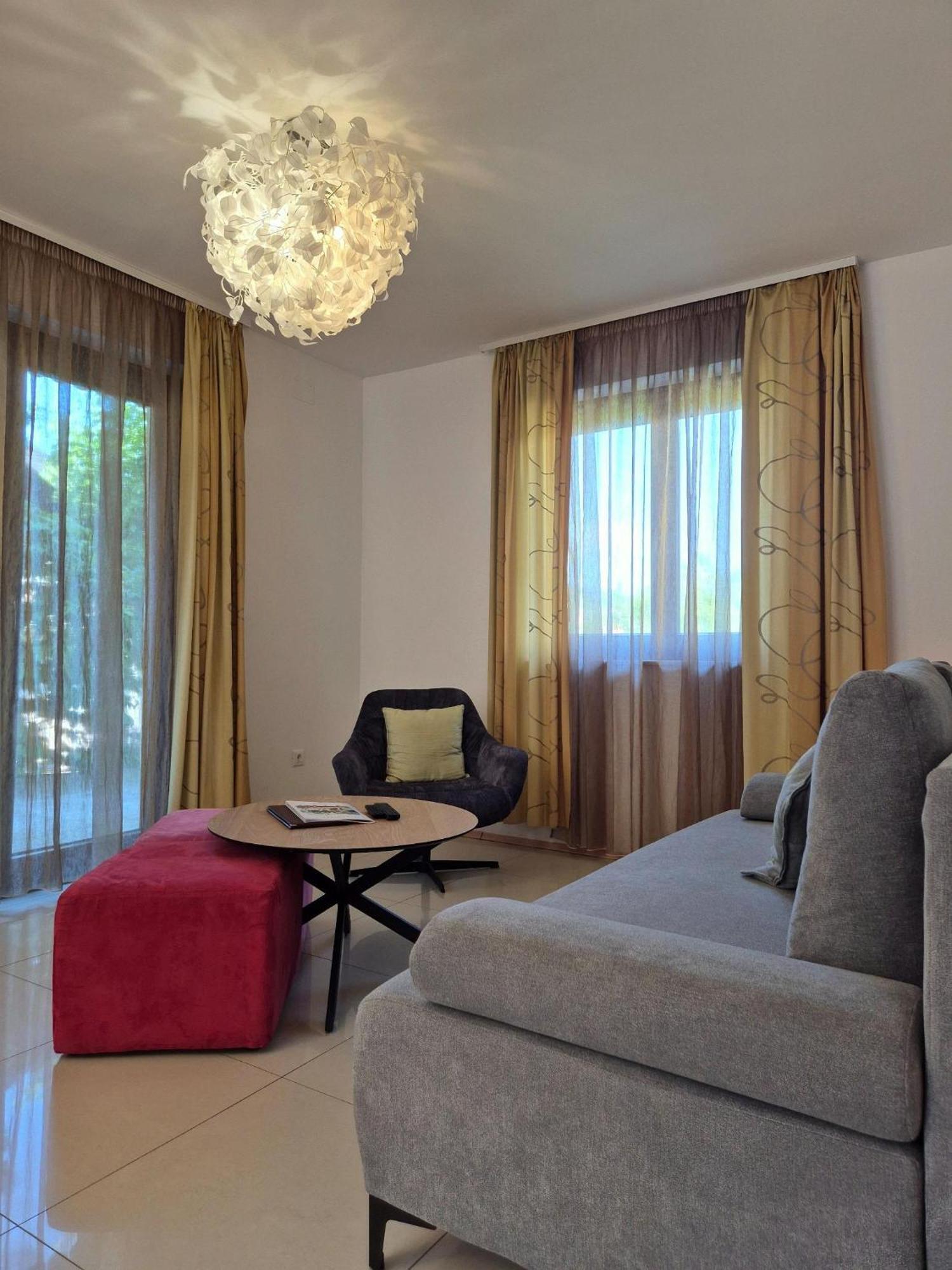 Gaja Aparthotel 3*